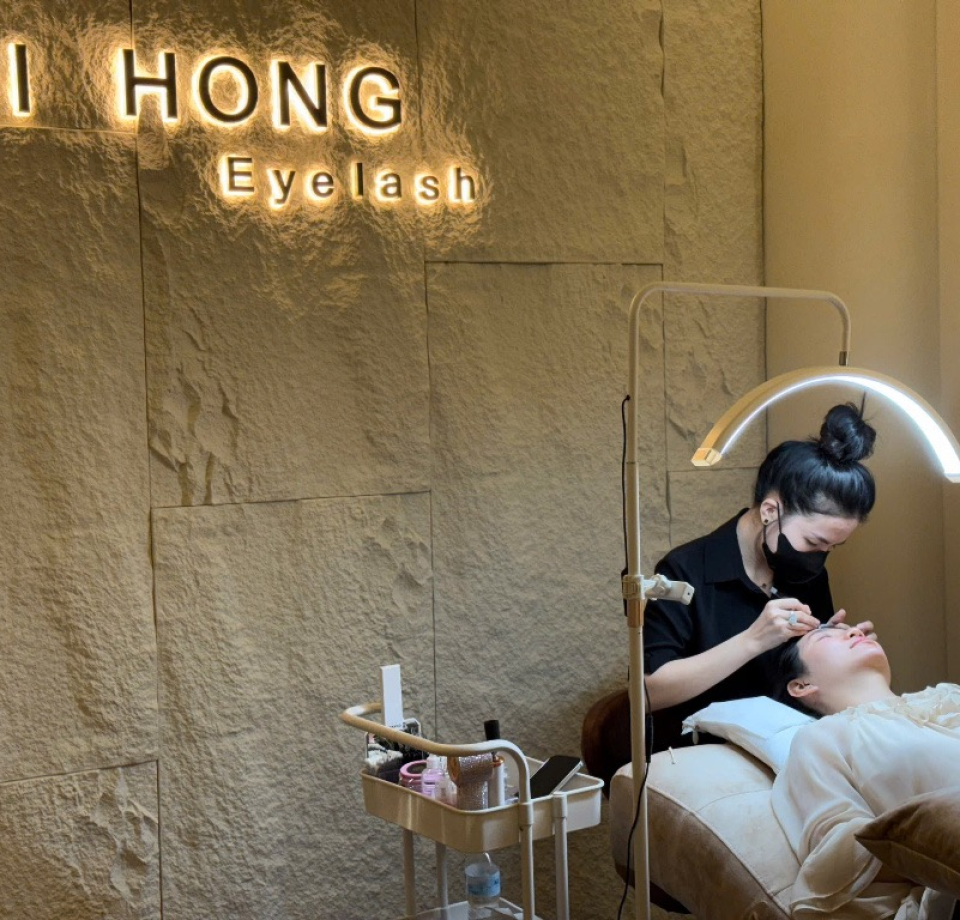 TIỆM NỐI MI QUẬN 1 | MI HỒNG EYELASH